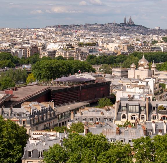 First Nations at the Musée du Quai Branly: A New Exhibition to Discover This Autumn from Hôtel Alizé Grenelle