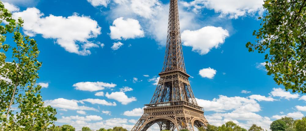 Soft Mornings, Wild Evenings: A Perfect Summer Day in Paris