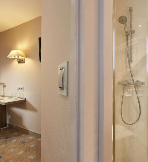 Hotel Alizé Grenelle Tour Eiffel - Double Room with shower
