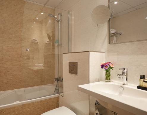 Hotel Alizé Grenelle Tour Eiffel - Habitación doble con bañera